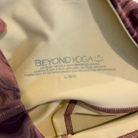 Beyond Yoga- NWT High Waisted Serene Marble Leggings - L - Picture 10 of 10